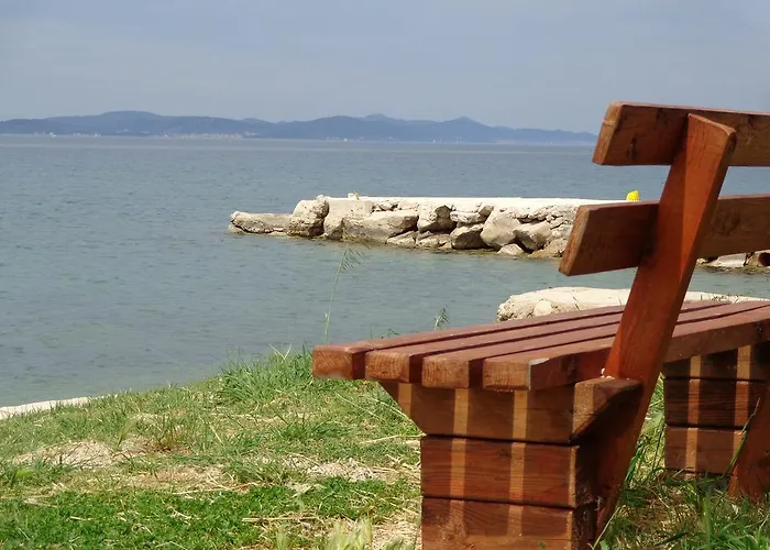 Hollywood Oda ve Kahvaltı 3*