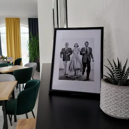 Bed & Breakfast Hollywood