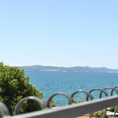 Hollywood 3* Sveti Petar (Zadar)