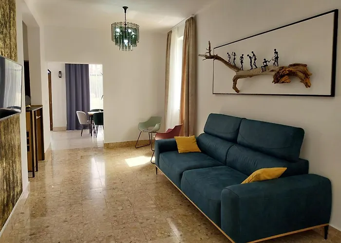 Bed & Breakfast Hollywood 3*